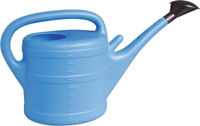 Kleurrijke tuingieter 10 liter met douche (lichtblauw)