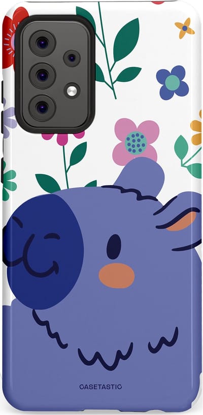 Casetastic Hoesje Geschikt voor Samsung A52 (4G/5G/s) - Stijlvolle Beschermende Duo-layer Case - Capibara Bloempje Blauw