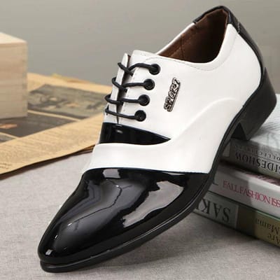 Zwart-witte zakelijke formele herenschoenen Nieuwe herenschoenen met puntige leren schoenen Mode herenschoenen voor bruiloften 39 white