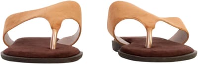 Sandalen om aan te trekken