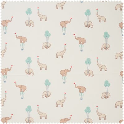 Katoenen stof "Flying Elephants"