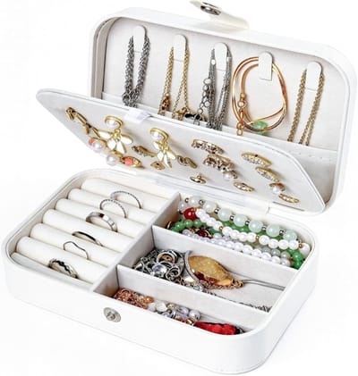 Kleine Sieradenbox - Reissieraden Organizer met Verdelers - PU Leren Sieradenopslag voor Ringen, Kettingen en Oorbellen - Perfect Cadeau voor Vrouwen en Meisjes