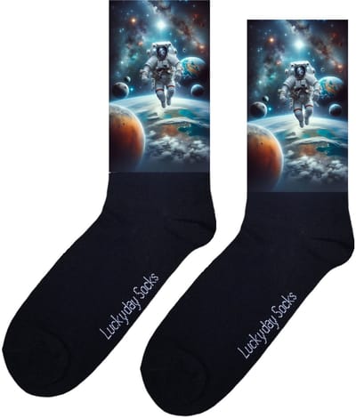 Astronaut - Opkikker - Grappige sokken - Valentijns cadeau - Verjaardag cadeau - Sint cadeau - Leuke sokken - Aparte sokken - Mars - Vrolijke sokken - LuckyDay Socks - Grappige cadeau - Kerstsokken - Vaderdag - Moederdag - Socks maken Happy - Onesize