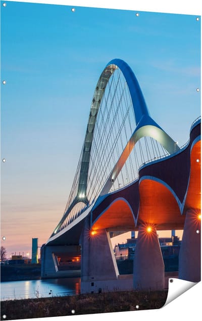Gards Tuinposter Oversteek Brug in Nijmegen - 120x160 cm - Tuindoek - Tuindecoratie - Wanddecoratie buiten - Tuinschilderij