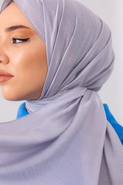 SILK HOME Olinda Sjaal - Hoofddoek - Hoofddeksel - Hijab – Zilver – Zijdezachte Textuur – 75x195 cm