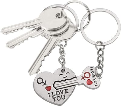Okado Koppels Sleutelhanger Hart & Sleutel 2-Delig – RVS Sleutelhangers Zilver – Liefdescadeau voor Partner