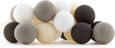 Cotton Ball Lights - LED lichtslinger voor binnen - Handgemaakt en Fairtrade - 20 lampjes - Taupe