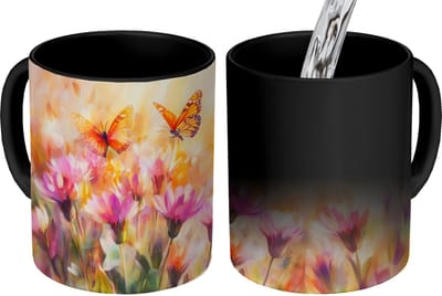 Magische Mok - Foto op Warmte Mokken - Koffiemok - Vlinders - Oranje - Bloemen - Magic Mok - Beker - 350 ML - Theemok