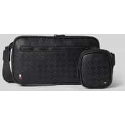 Tommy Hilfiger Embossed Flag Sling Bag Black Size: OS | Bags Outlet | Heren | Zwart