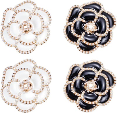 Cosensi - Camelia bloemenbroche set van 4 stuks in zwart en wit - Emaille broche met kunstparels en reversspelden opent nieuwe zoekwoorden - Originele accessoire voor kleding en accessoires