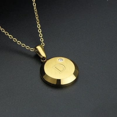 Letter ketting met initiaal D- Goudkleurige zirkonia hanger -45cm