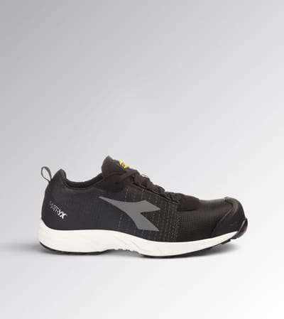 Diadora FLY LT MTX LOW S3L FO SR SC black/white 38