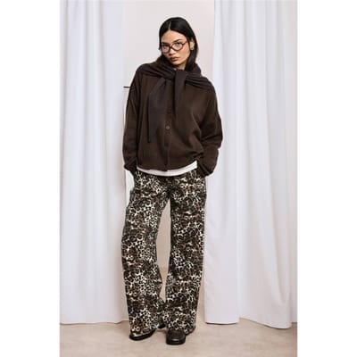 boohoo Dames Leopardenprint Jeans met Elastische Taille en Wijde Pijpen | Maat: 6