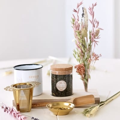 Het Theeplankje ´Mama's Theeplankje´ - theeplank, theeplank met potjes, thee geschenkset, theeset, thee cadeaupakket, thee pakket, thee cadeau, thee proeverij, mama cadeau, cadeau voor haar