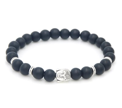 Kralenarmband met zwarte matte natuursteen kralen en zilverkleurige boeddha hoofdje 18 cm