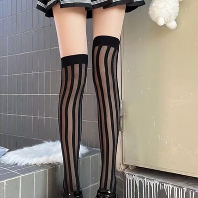 Simplejewel Collants quotidiens Chaussettes montantes rayées verticales Mode Tendance Dernier style de superstar Sexy Beau Lingerie Bas One Size black