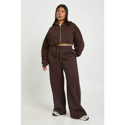boohoo Dames Plus Core Basic Pintuck Detail Diepe Tailleband Jogger met wijde pijpen | Chocoladebruin | Maat: 44