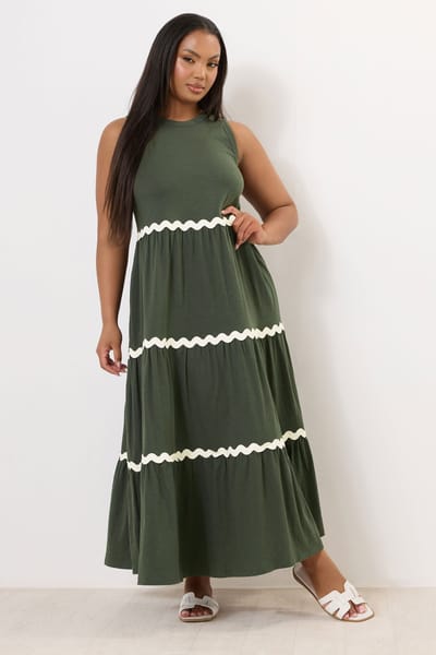 Yours Maxi Jurk Zonder Mouwen Met Contrasterende Wervelrand In Kakigroen Size 58-60