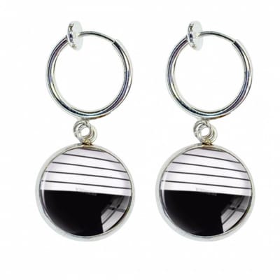 Klem oorbellen- Kisha-zwart-wit- zilverkleur-geen gaatje-Charme Bijoux