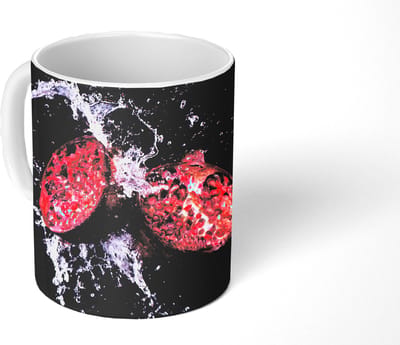 Mok - Koffiemok - Granaatappel - Fruit - Water - Zwart - Paars - Mokken - 350 ML - Beker - Koffiemokken - Theemok