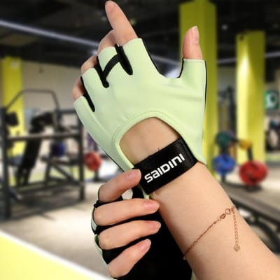 Dames Sporthandschoenen Fitness Buitensporten Antislip en Schokabsorberende Halve Vinger Handschoenen Duurzaam en Ademend M groen