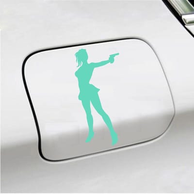 Bumpersticker - Vrouw Met Geweer - 8 X 16 - Mint
