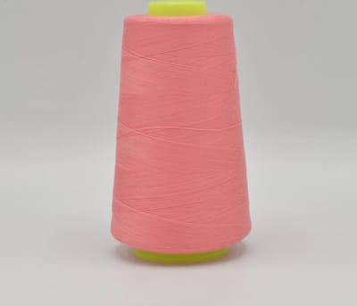 Overlock Garen per 4 stuks - 3000 Yards (2742 meter) per stuk - In 36 kleuren leverbaar - Koraal