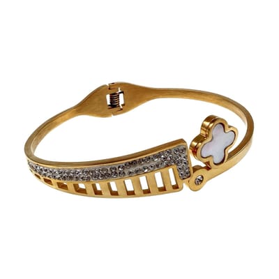 Bangle Armband met Parelmoer Klavertje en Zirkonia, Stijve Armband Dames, Verguld RVS - 16 tot 18cm