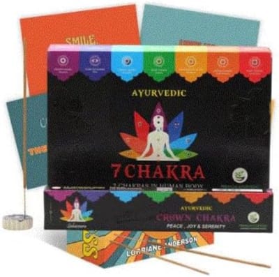 Ayurvedische 7 Chakra Premium Masala Wierookstokjes Set – 7 x 15g met Keramische Houder | Handgerolde, natuurlijke geurstokjes voor yoga, meditatie en ontspanning met Kajal Stickers
