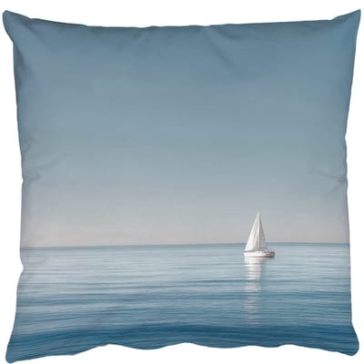 Sierkussens - Kussentjes Woonkamer - 50x50 cm - Zeilbootje - Kalme zee - Helderblauwe hemel