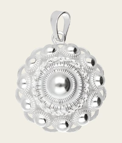 Zilveren Zeeuwse knop knoop 26 mm. ketting hanger