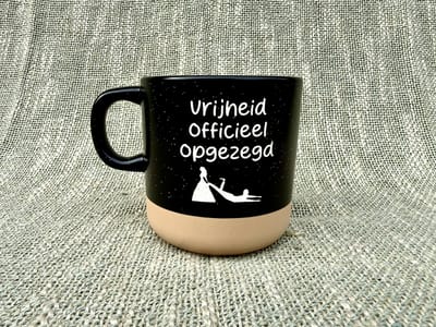 Huwelijkscadeau - Mok - Huwelijk cadeautje orgineel - Huwelijk cadeau mrs mrs - Huwelijk cadeau bruiloft - Trouwdag cadeau - Trouwen cadeaus - Bruiloft decoratie - Bruiloft versiering - Bruiloft cadeau - Just married - Getrouwd cadeau - Getrouwd