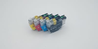 KATRIZ® huismerk inkt voor|Brother LC3213XL zwart+ LC3213XL Cyaan +  LC3213XL Magenta +LC3213XL Yellow  | (4stuks) - Met chip