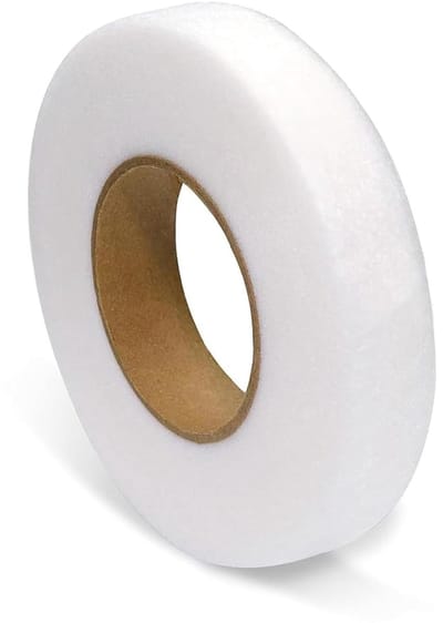 Hemming Tape voor Strijken, 64 m x 20 mm, Hoogwaardige Strijkbare Stof voor Broeken, Gordijnen en Fleece Hems, Ideaal voor Snelle Reparaties en Creatieve Projecten