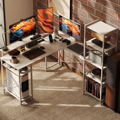 MIVRAY Hoekbureau - L-Vorm Met Laadstation En Opbergrekken - Voor Thuiswerkplek En Slaapkamer - Hout En Metaal - Wit - 140x137 Cm