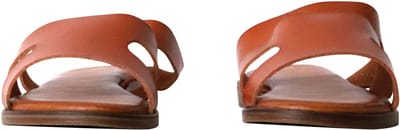 Sandalen om aan te trekken