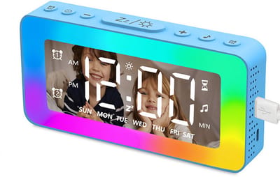 Wekker - Digitale Wekker - Wekker kinderen - Digitale wekker slaapkamer - Digitale klok - Dubbele alarmen - Digitale klok met 8 RGB-Nachtlampjes - Slaapkamer - Spiegelklok met LED - Dimbare helderheid - Timer - USB-poort - 8 slaapgeluiden