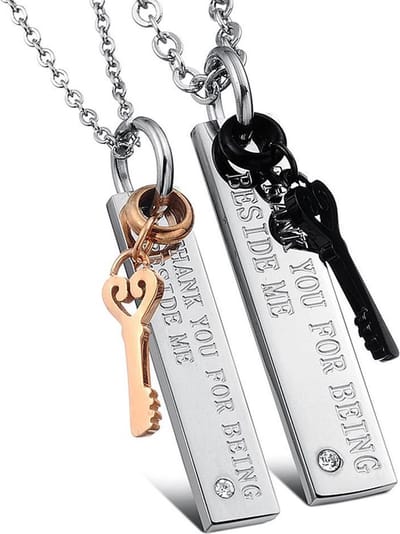 Twee Ketting Necklaces mooiste Valentijns cadeau voor liefde met geschenkzakje voor hem en haar Valentijnsdag verrassing met geschenkzakje