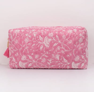 Bambooya make-up tas - Bohemian - Ibiza Style - Made in India - Tassel - roze met witte bloemen - Small ( 17 x 12 x 7 cm )