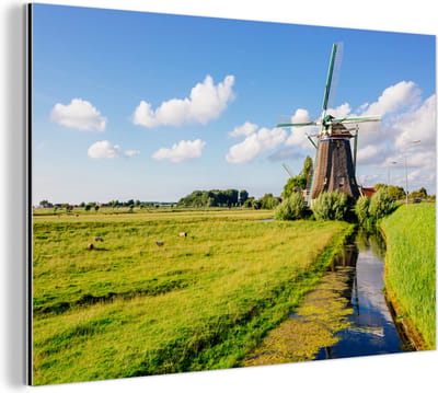 Aluminium schilderij 180x120 cm - Wanddecoratie metaal - Molen - Gras - Nederland - Metalen muurdecoratie woonkamer - Decoratie industrieel - Foto op dibond - Industriële accessoires slaapkamer