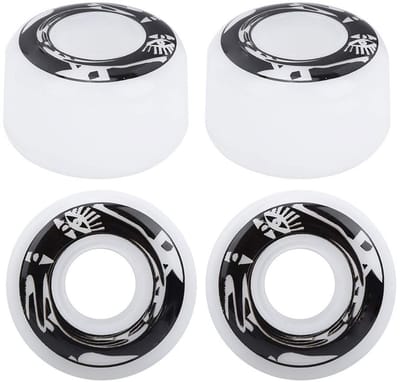 Unyqoos® Set van vier skateboardwielen in wit met patroon voor soepele ritten