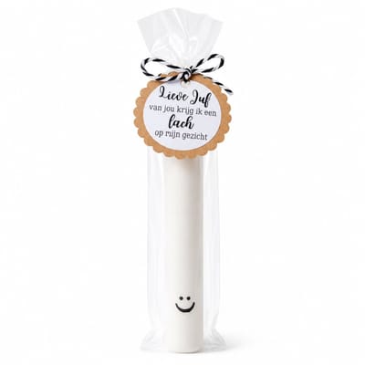 Cadeau Juf - Juffendag - Kaars - Ingepakt kado - Lieve juf van jou krijg ik een lach op mijn gezicht