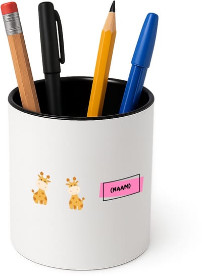 Hacebo® - Giraffen met eigen naam Pennenbakje - Giraffe - dieren liefhebbers - pennenhouder - leuke cadeau voor iemand die van houdt van giraffen - verjaardagscadeau - kado - gift - Pennenbakje zwart