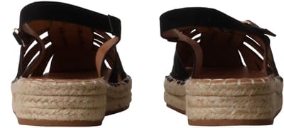 Sandalen met bandjes in Parijs