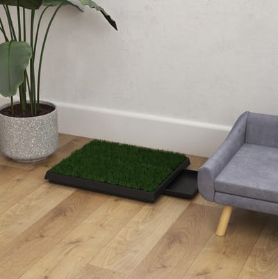 MEUNIQ hondentoilet met kunstgras 63 x 51 x 6 cm, welpentoilet met uitneembare schuiflade, afspoelbare grasmat voor zindelijkheidstraining in huis of op balkon, groen
