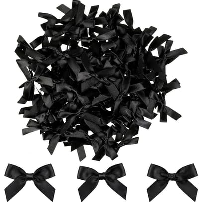 Dailygoods- Strikjes 100 Stuks - Zelfklevend - Satijnen Lint - Decoratie - Bruiloften - Kerstdecoratie - 2,5 x 3 cm - Decoratiestrikjes