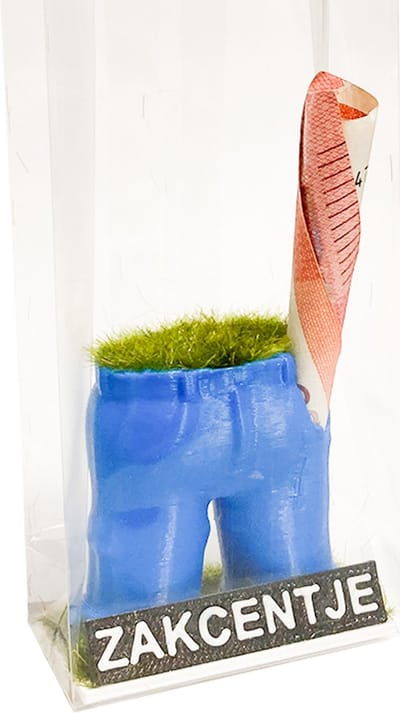 Kadogeld.nl - Kleinigheidje - Zakcentje - Spijkerbroek met gras - Orgineel - Geld - Cadeau - Geven