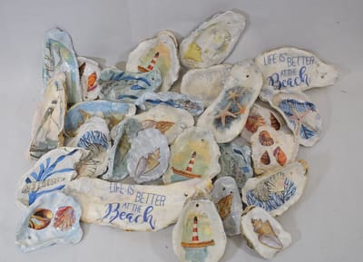 ZoeZo Design - 6 stuks - schelpen - oesterschelpen - decoratie schelpen - handpainted - nautisch - strand - beachlook - 6 assorti - 100% natuurproduct