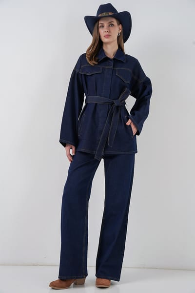 Denimset met zakdetailjasje en rechte broek