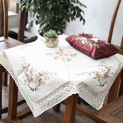 Borduurset Tafelkleed - Bloemenpatroon - Creatief Knutselen - Voorbedrukt Patroon - 90x90 cm - Meerdere kleuren